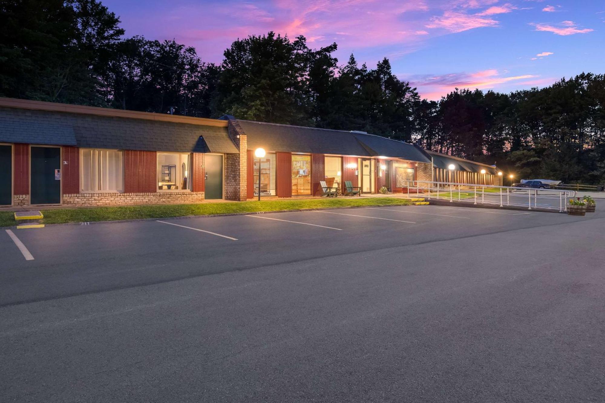 Travelodge By Wyndham Emlenton Luaran gambar